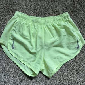 Nike Women's Dri-fit Tempo Track Short Size S